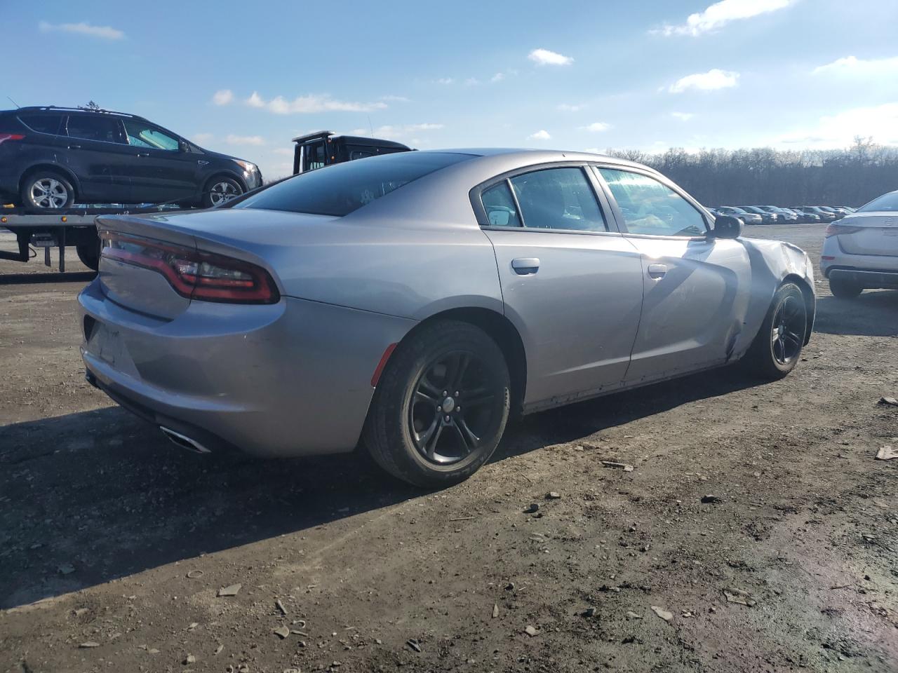 Obraz 3 z 2015 DODGE CHARGER SE 2015 z VIN 2C3CDXBG9FH927575