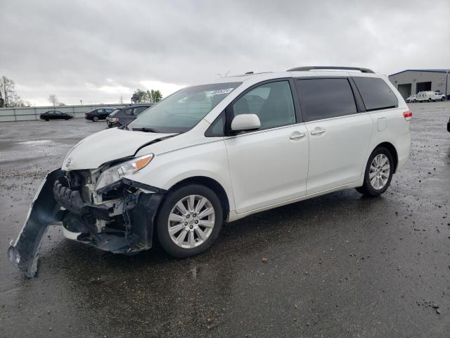 2012 TOYOTA SIENNA XLE 2012 image