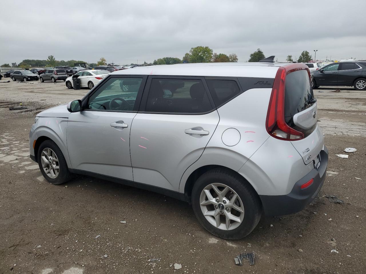 Изображение 2 2020 KIA SOUL LX 2020 с VIN KNDJ23AU6L7115019