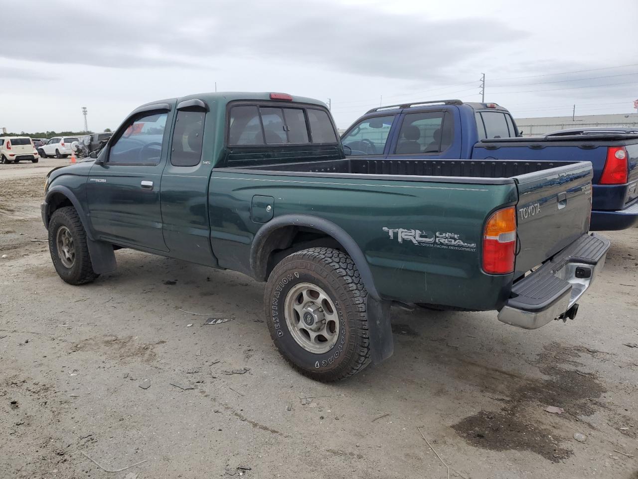 Image 2 of 1999 TOYOTA TACOMA XTRACAB PRERUNNER 1999 with VIN 4TASM92N4XZ412532