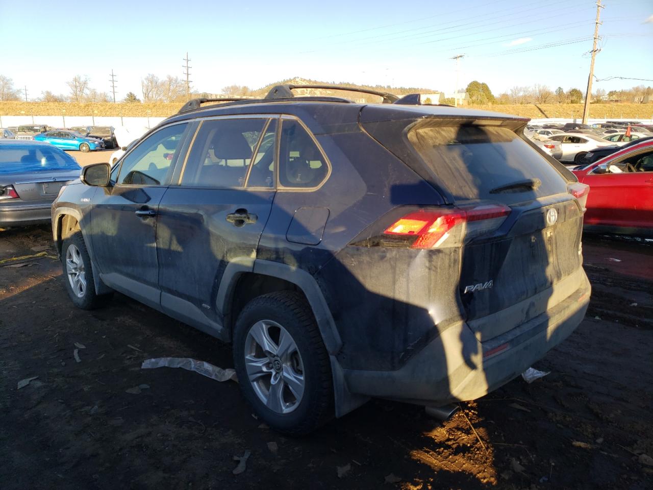 Image 2 of 2020 TOYOTA RAV4 XLE 2020 with VIN JTMRWRFV2LD071615