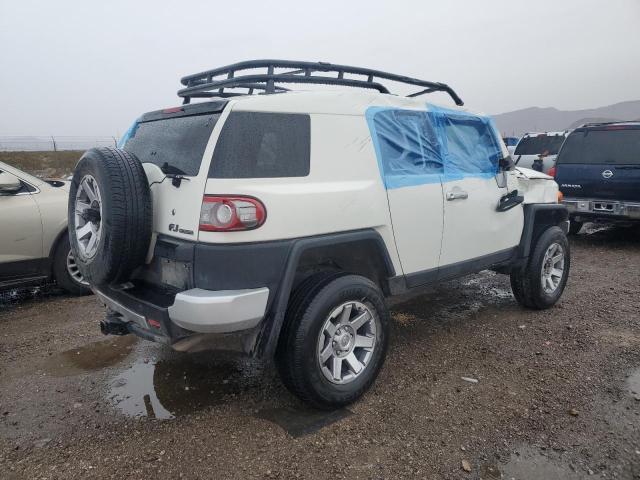 Obraz 3 z 2014 TOYOTA FJ CRUISER  2014 z VIN JTEBU4BF1EK181400
