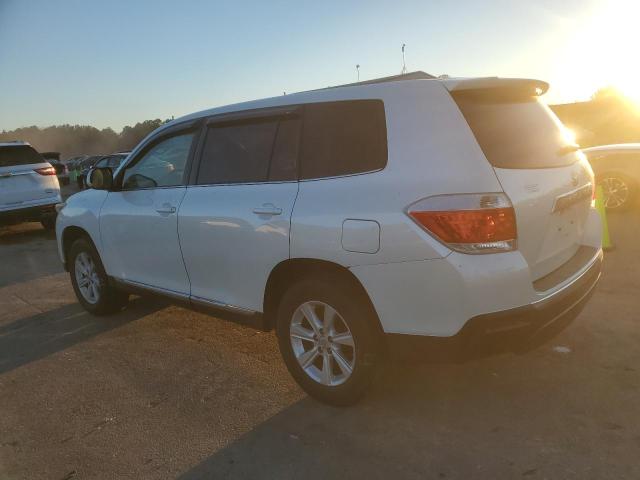 Image 2 of 2013 TOYOTA HIGHLANDER BASE 2013 with VIN 5TDZA3EH4DS041660