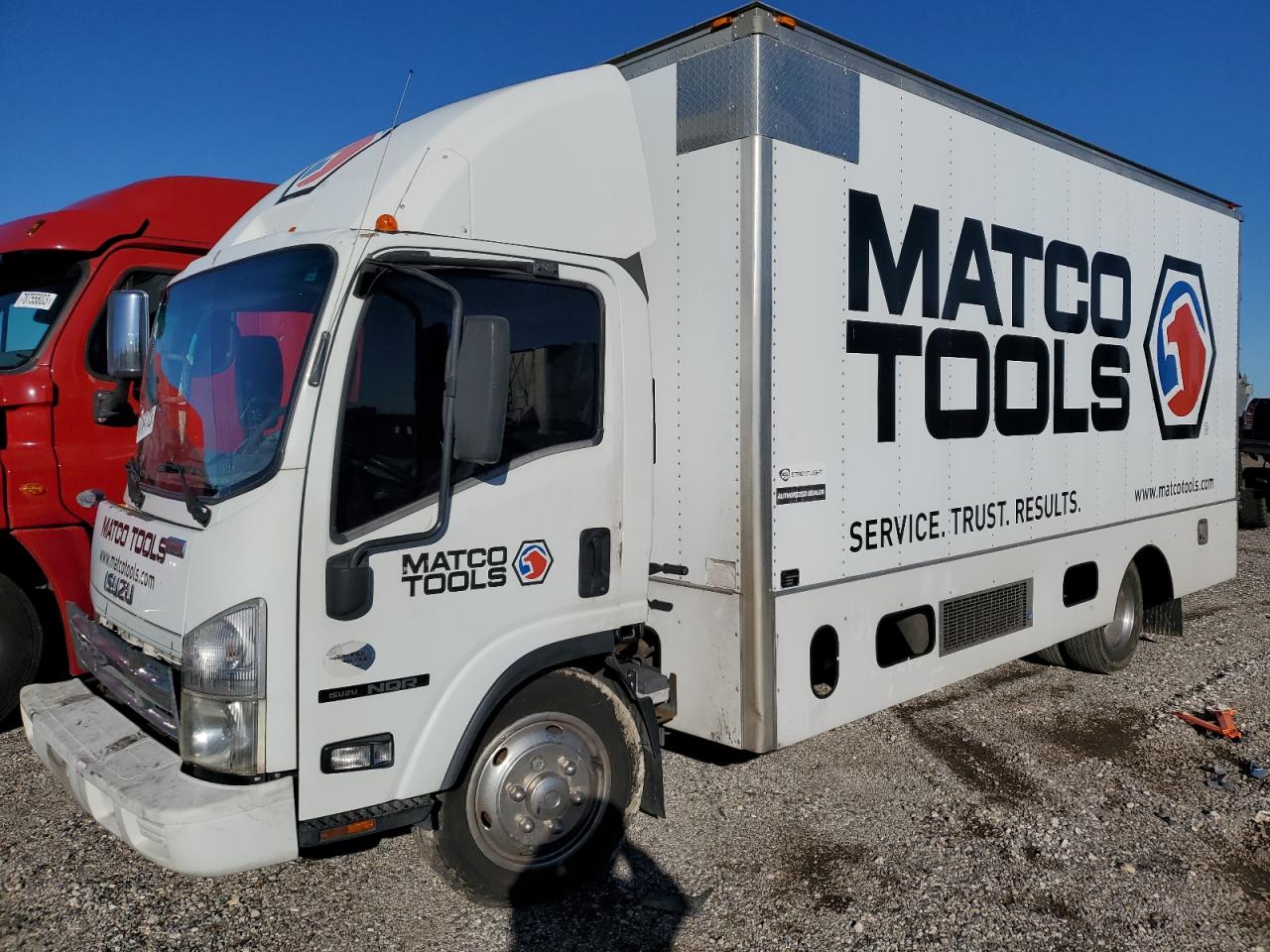 Изображение 2014 ISUZU NQR  2014
