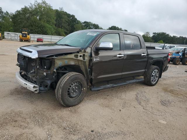 Obraz 1 z 2019 TOYOTA TUNDRA CREWMAX 1794 2019 z VIN 5TFAY5F10KX816078