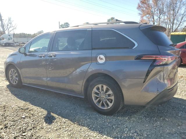 Obraz 2 z 2022 TOYOTA SIENNA LE 2022 z VIN 5TDKRKEC5NS097925