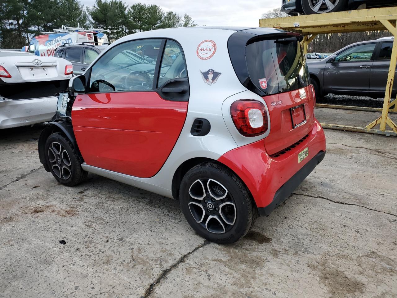 Obraz 2 z 2017 SMART FORTWO  2017 z VIN WMEFJ5DA6HK172901