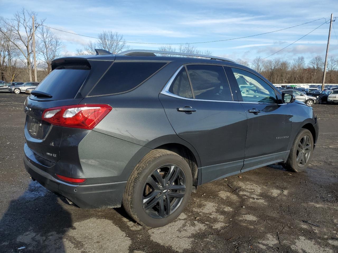 Image 3 of 2020 CHEVROLET EQUINOX LT 2020 with VIN 2GNAXVEX4L6251075