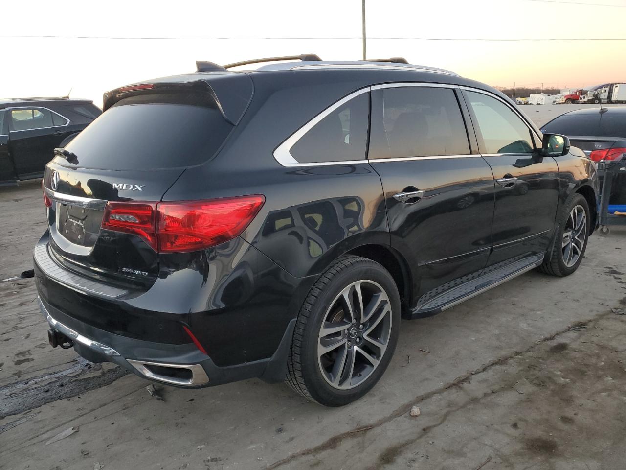 Image 3 of 2017 ACURA MDX ADVANCE 2017 with VIN 5FRYD4H91HB002207