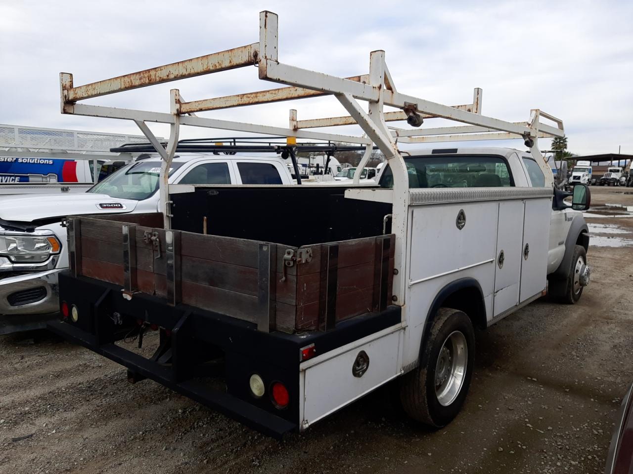 Изображение 3 2005 FORD F450 SUPER DUTY 2005 с VIN 1FDXF46P15EB22137