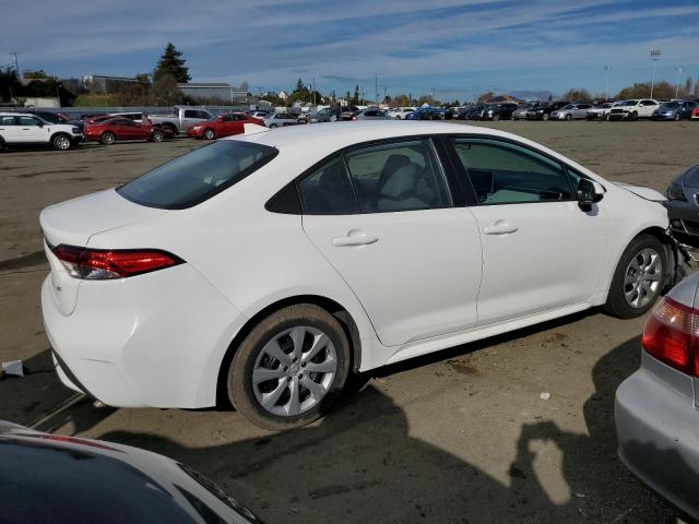 Image 3 of 2020 TOYOTA COROLLA LE 2020 with VIN 5YFEPRAE3LP125472