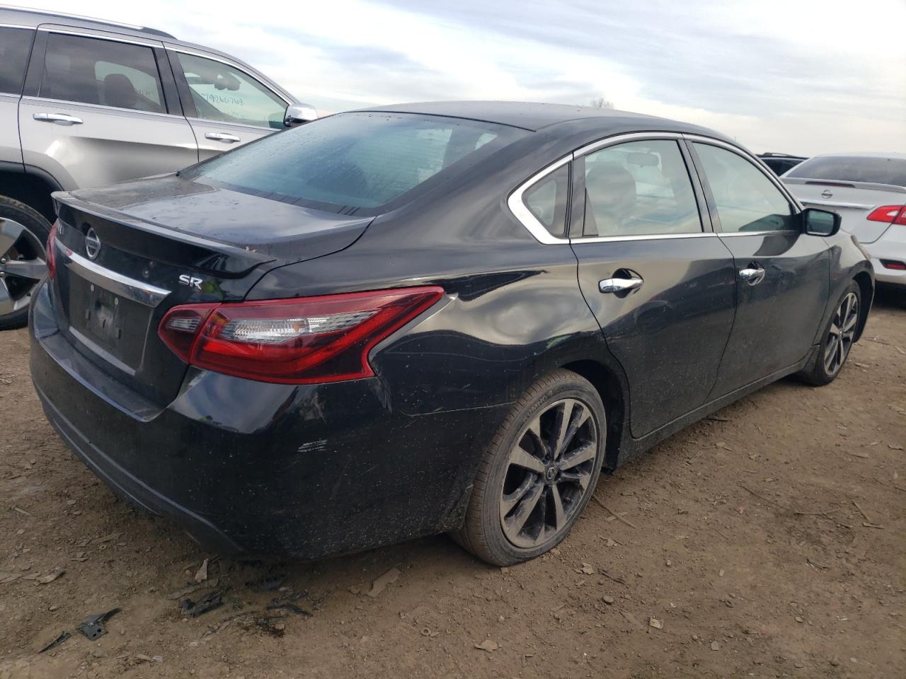 Obraz 3 z 2017 NISSAN ALTIMA 2.5 2017 z VIN 1N4AL3AP0HN352976