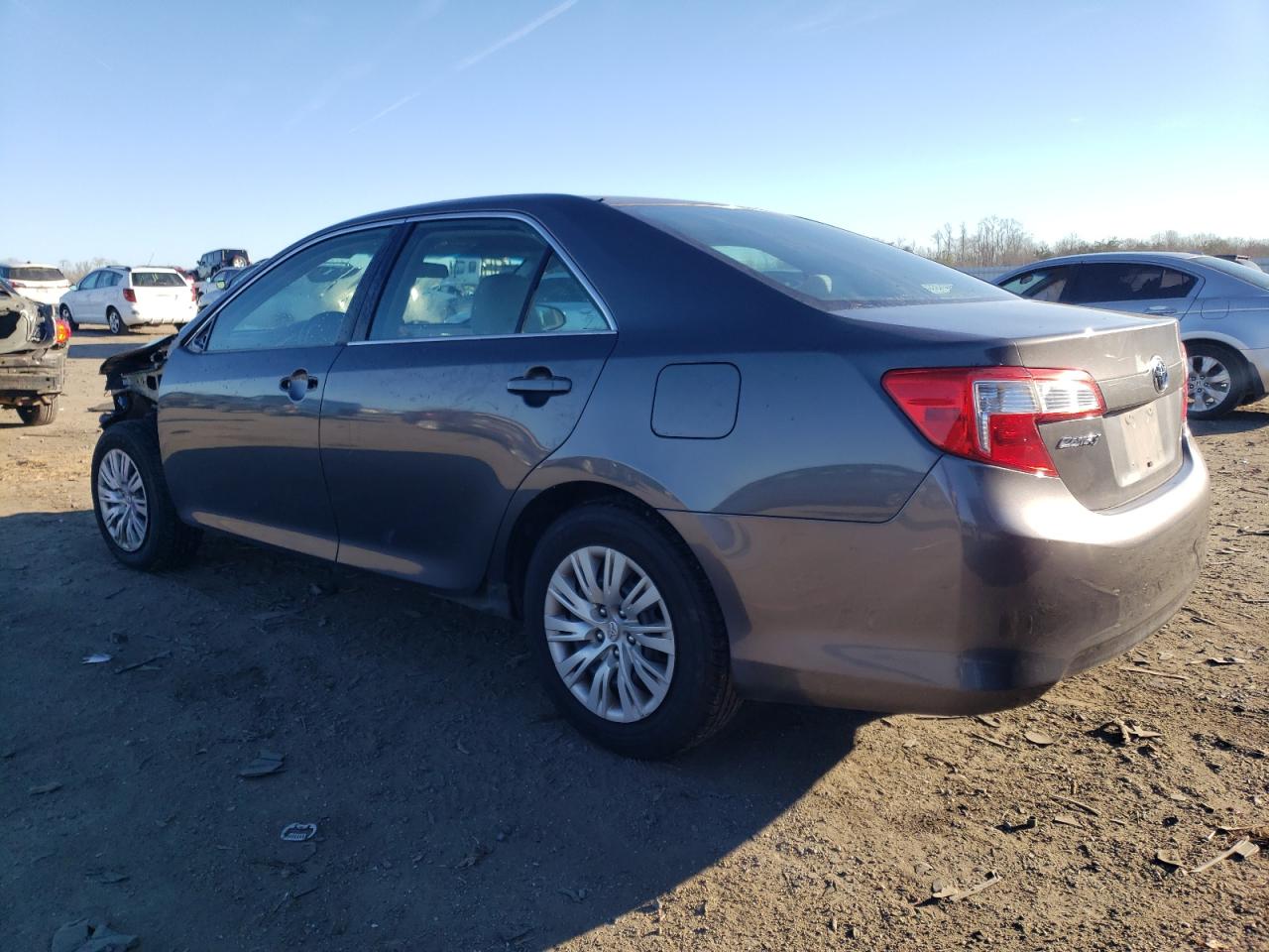 Obraz 2 z 2014 TOYOTA CAMRY L 2014 z VIN 4T4BF1FK7ER359126