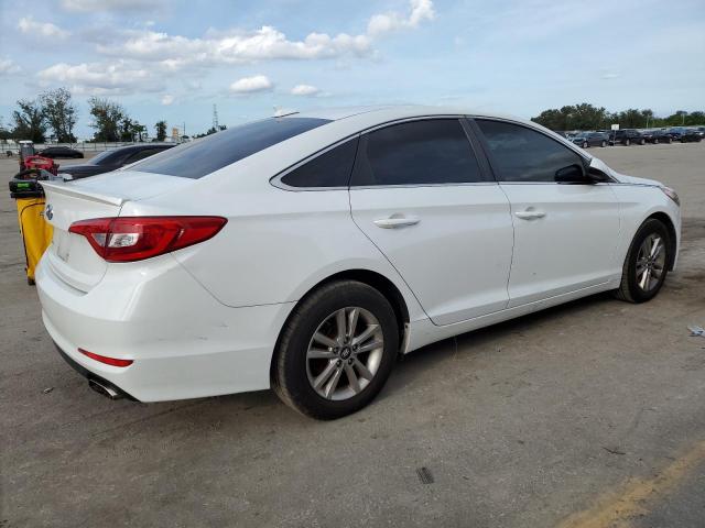 Obraz 3 z 2016 HYUNDAI SONATA SE 2016 z VIN 5NPE24AF8GH388313