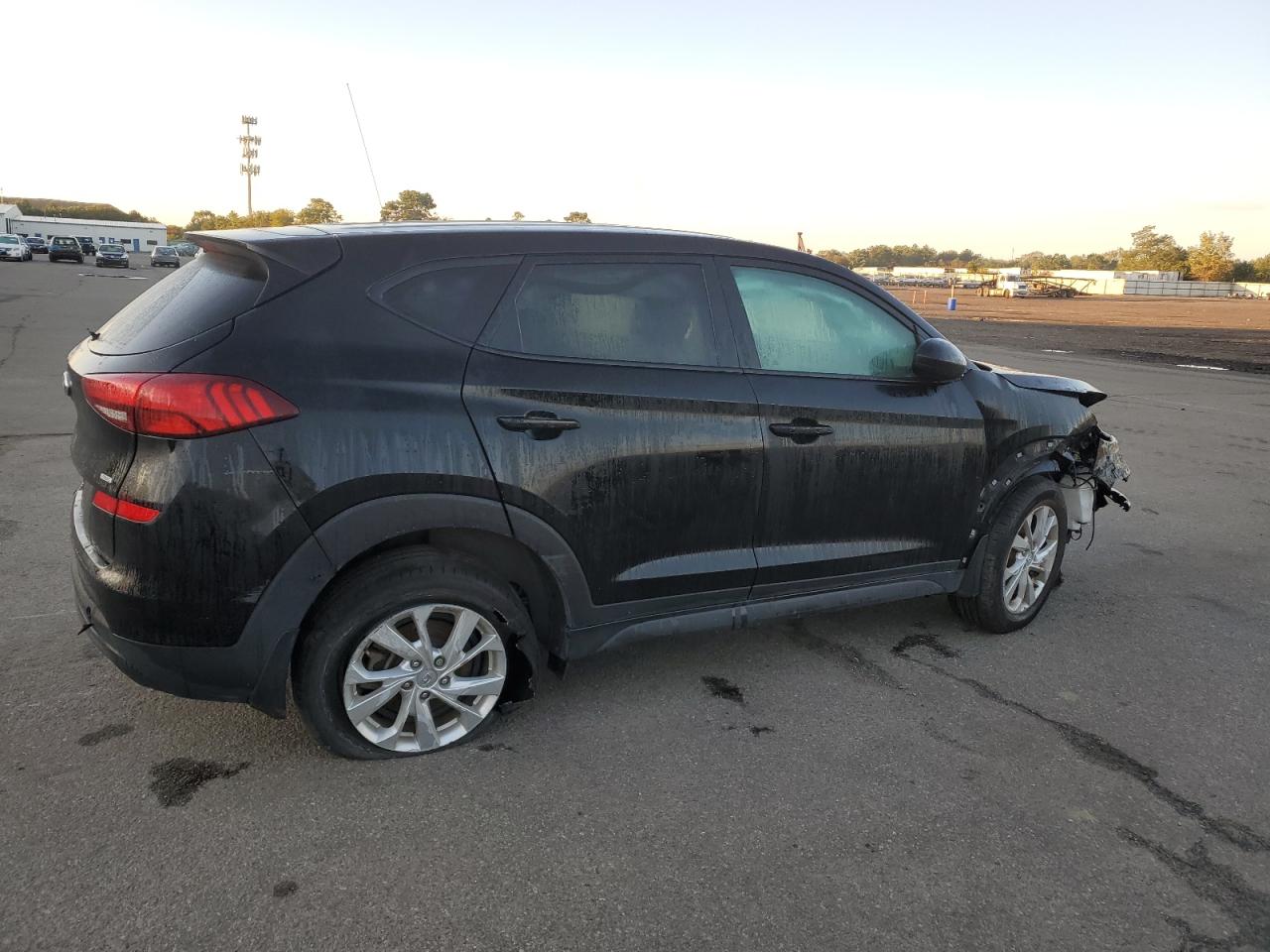 Image 3 of 2021 HYUNDAI TUCSON SE 2021 with VIN KM8J2CA41MU293936