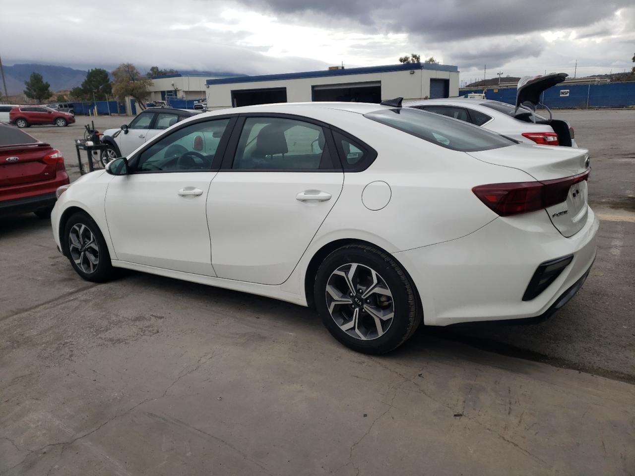 Image 2 of 2021 KIA FORTE FE 2021 with VIN 3KPF24AD5ME339251