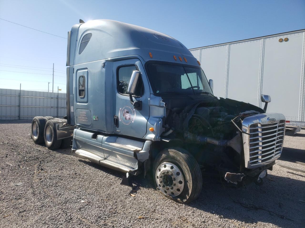 2012 FREIGHTLINER CASCADIA 125  2012 image