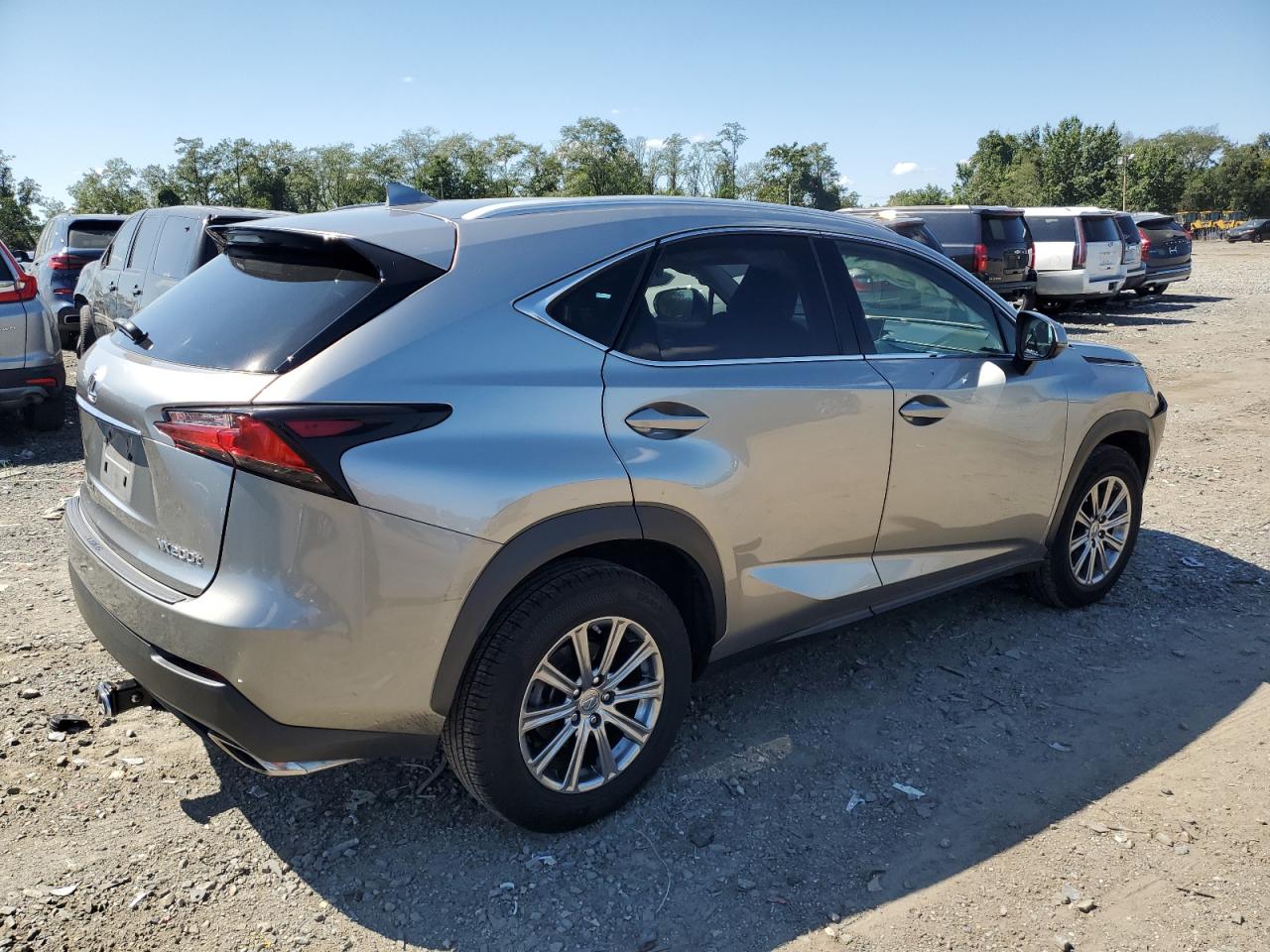 Изображение 3 2017 LEXUS NX 200T BASE 2017 с VIN JTJBARBZ0H2102319