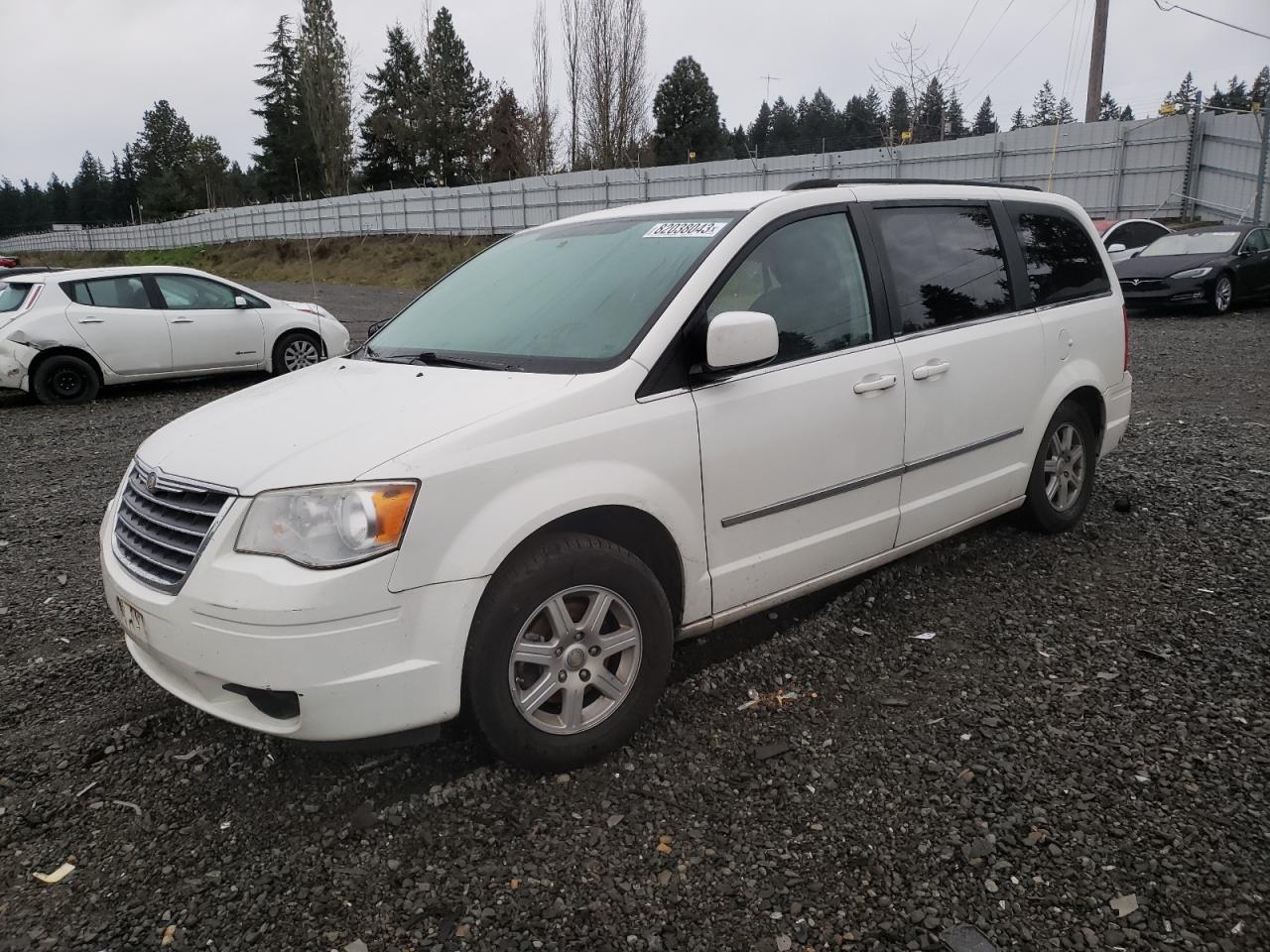 Obraz 2010 CHRYSLER TOWN & COUNTRY TOURING 2010