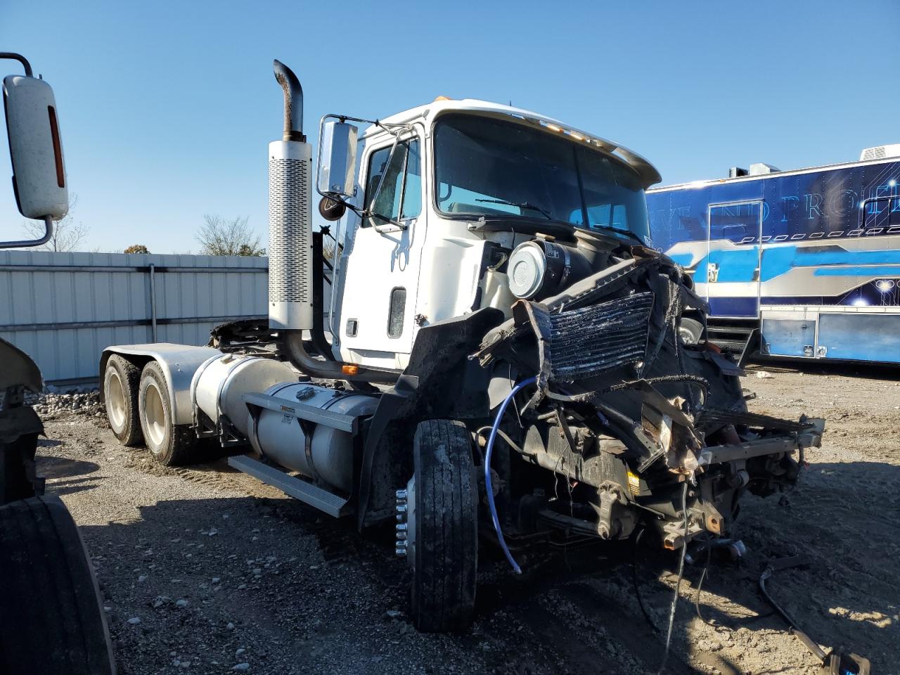 Obraz 1 z 1994 MACK 600 CH600 1994 z VIN 1M1AA13Y8RW033606