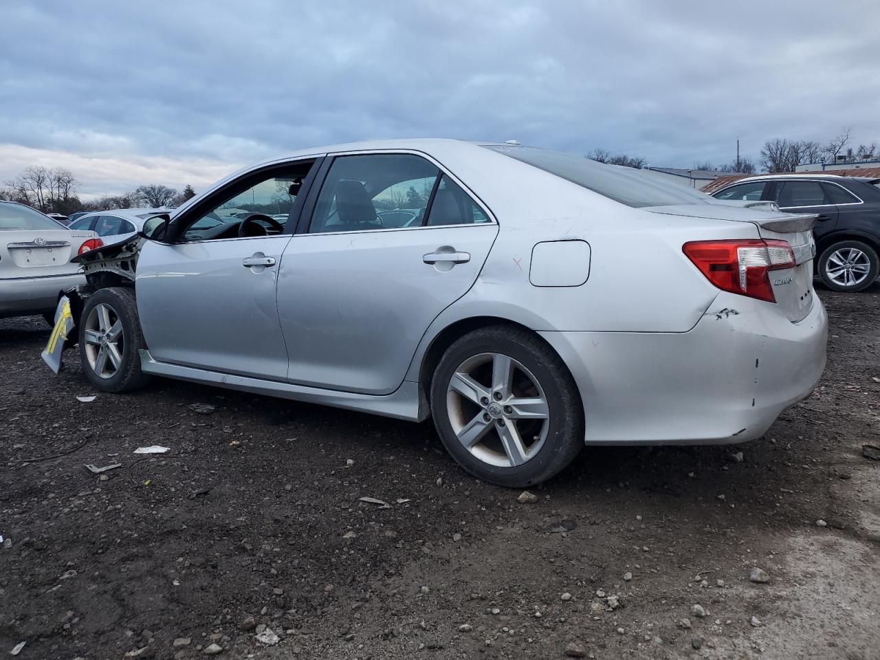 Obraz 2 z 2014 TOYOTA CAMRY L 2014 z VIN 4T1BF1FK6EU734031