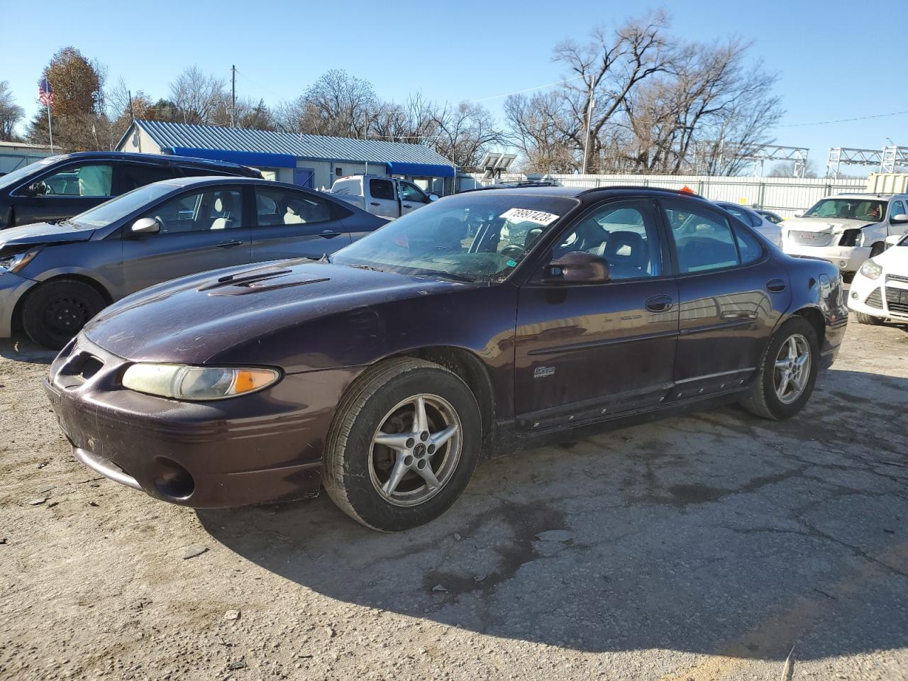 Image 1 of 2002 PONTIAC GRAND PRIX GT 2002 with VIN 1G2WP52K52F171221