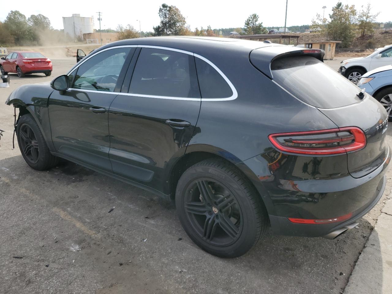 Image 2 of 2017 PORSCHE MACAN S 2017 with VIN WP1AB2A54HLB13415