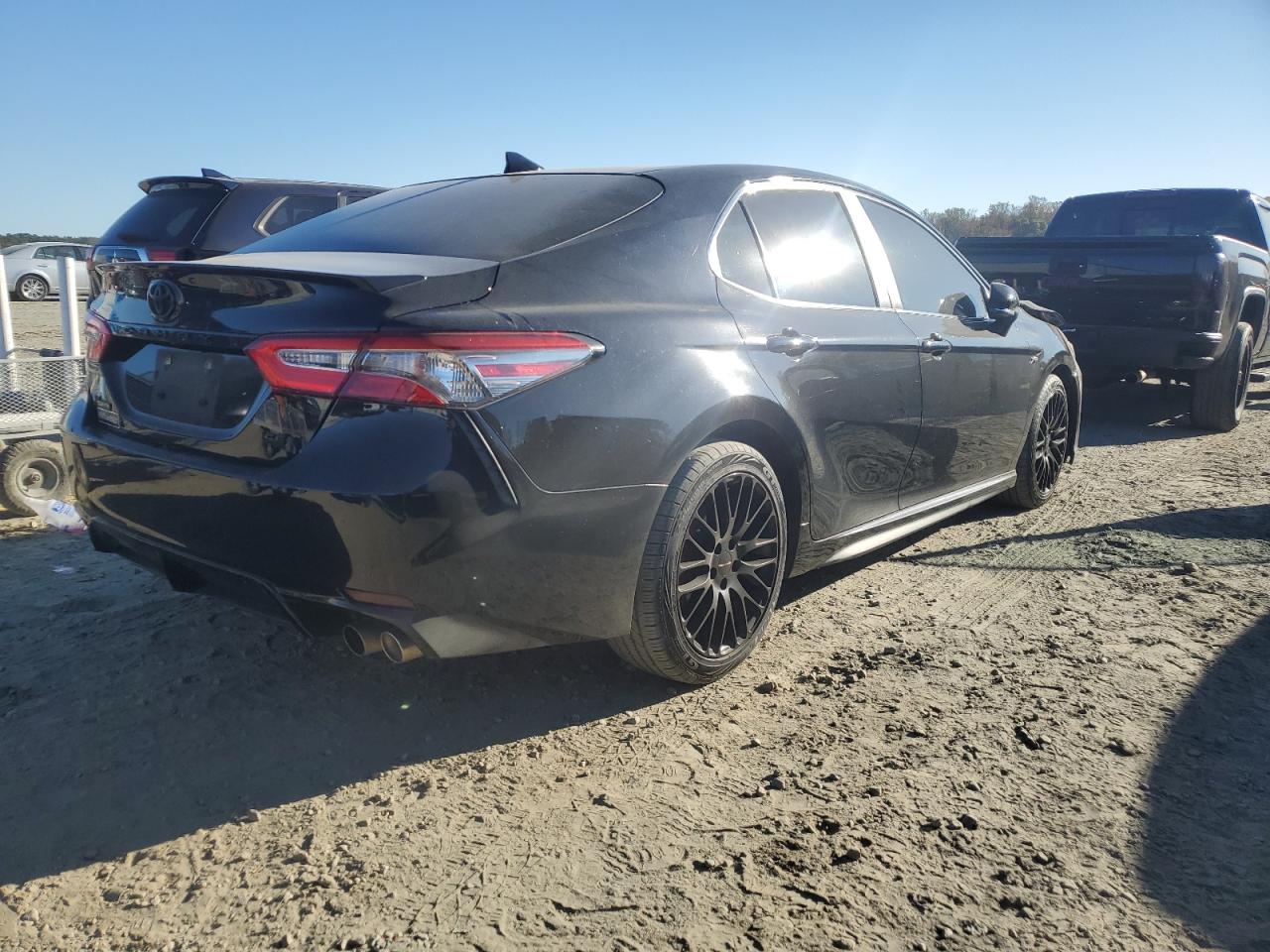 Image 3 of 2019 TOYOTA CAMRY L 2019 with VIN 4T1B11HK1KU242580