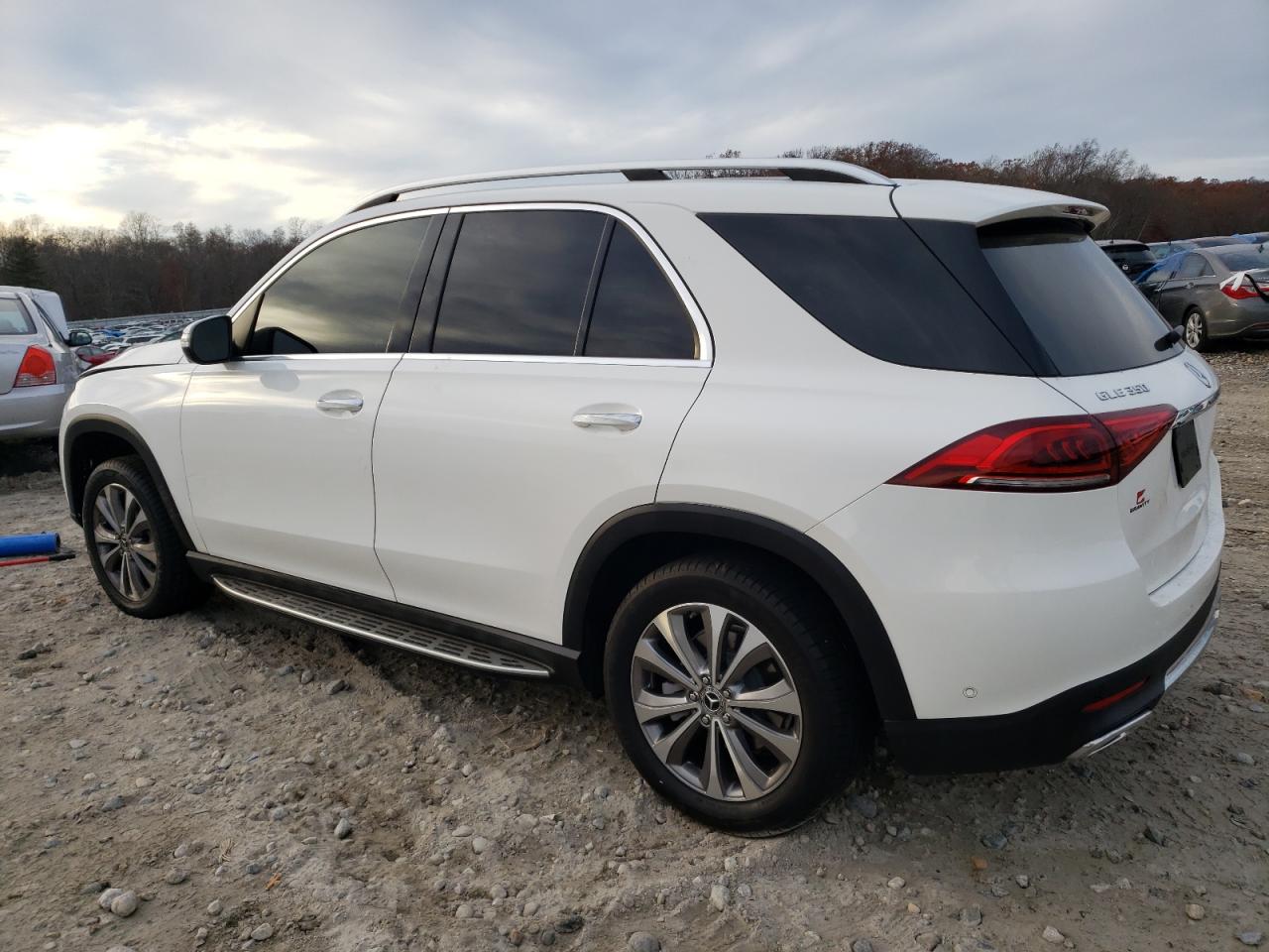 Image 2 of 2020 MERCEDES-BENZ GLE 350 4MATIC 2020 with VIN 4JGFB4KB5LA095515