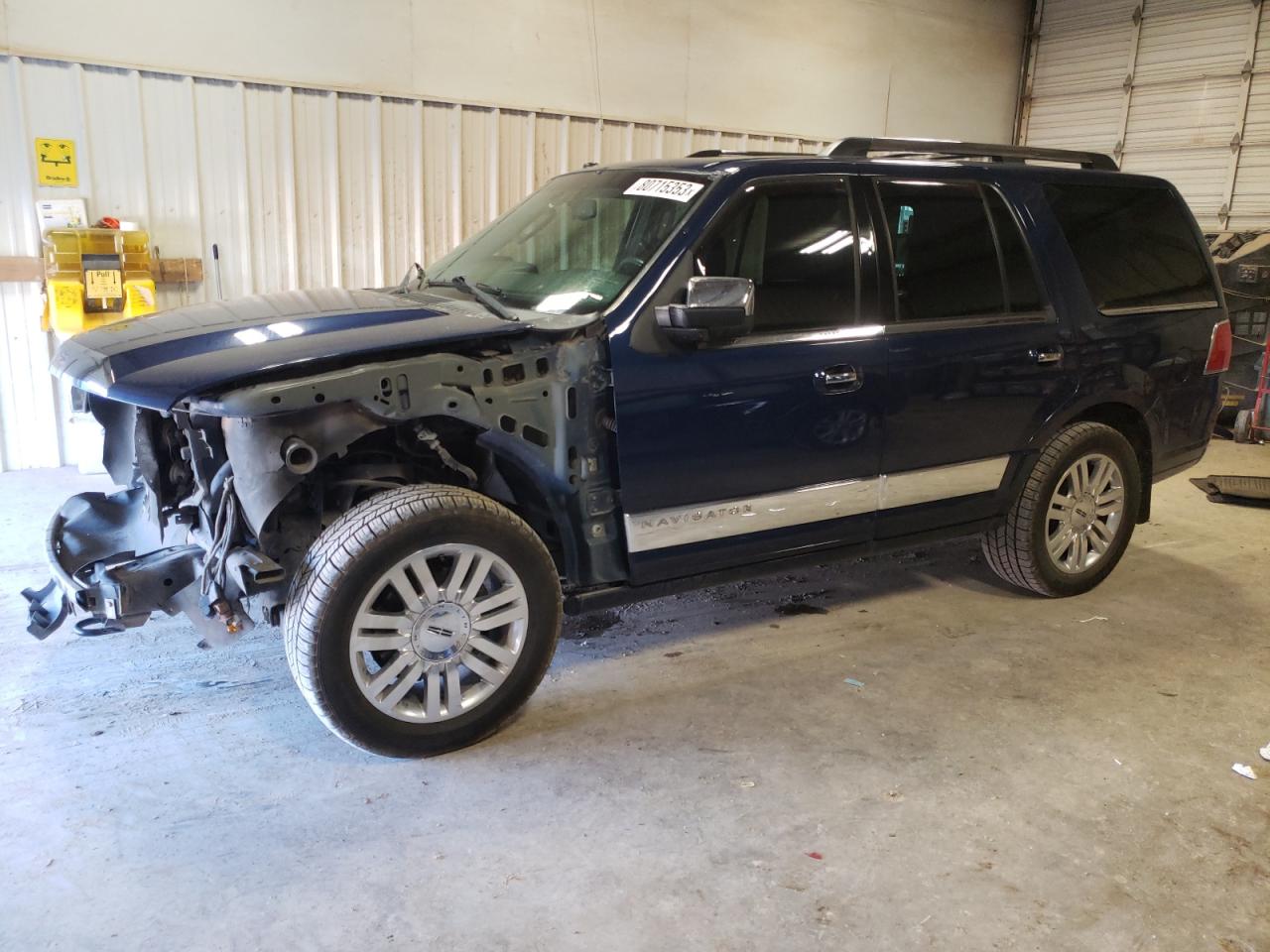 Image 1 of 2011 LINCOLN NAVIGATOR  2011 with VIN 5LMJJ2J58BEJ08310