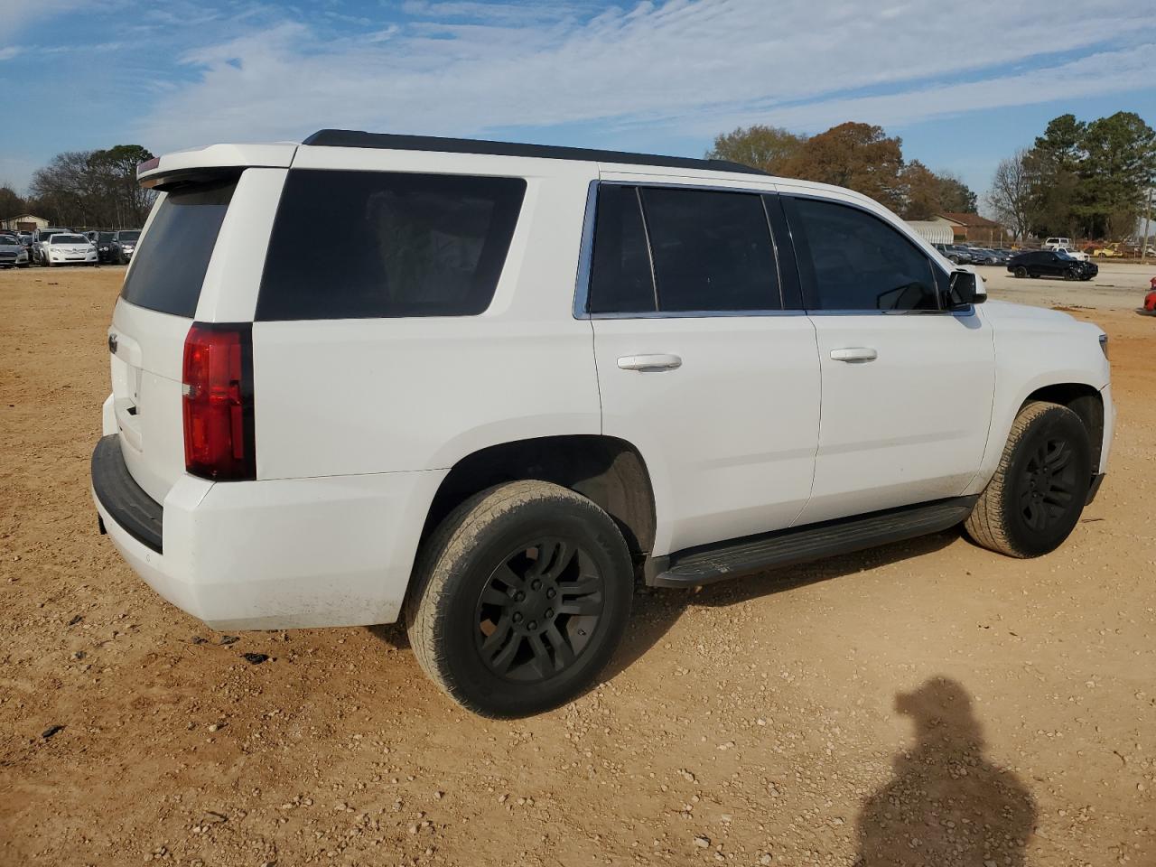 Image 3 of 2016 CHEVROLET TAHOE C1500  LS 2016 with VIN 1GNSCAEC9GR293080