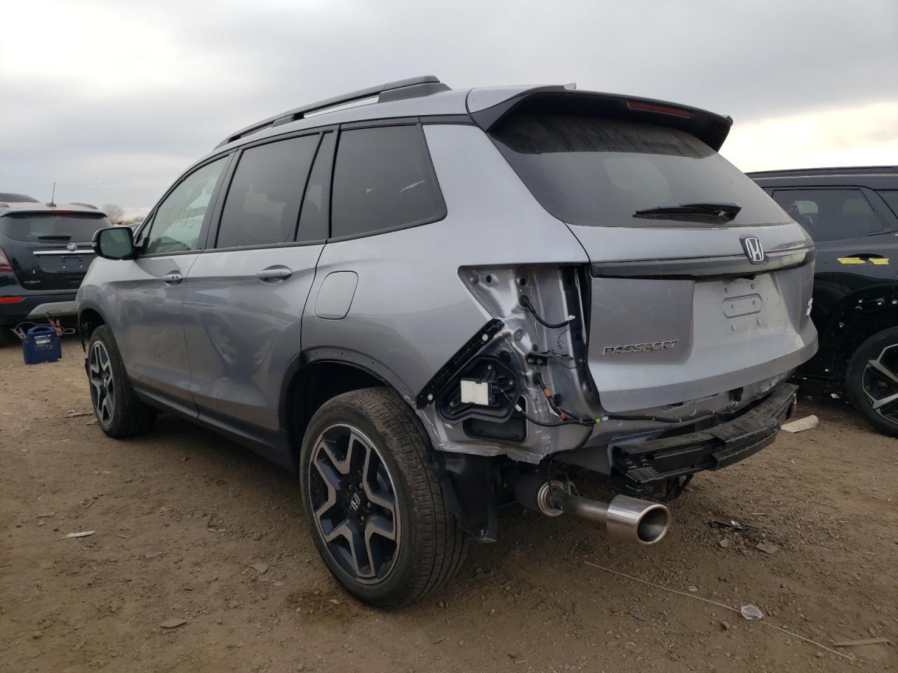 Obraz 2 z 2023 HONDA PASSPORT ELITE 2023 z VIN 5FNYF8H03PB022963