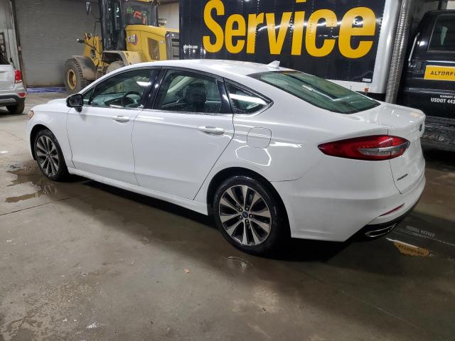 Image 2 of 2020 FORD FUSION SE 2020 with VIN 3FA6P0T93LR173182