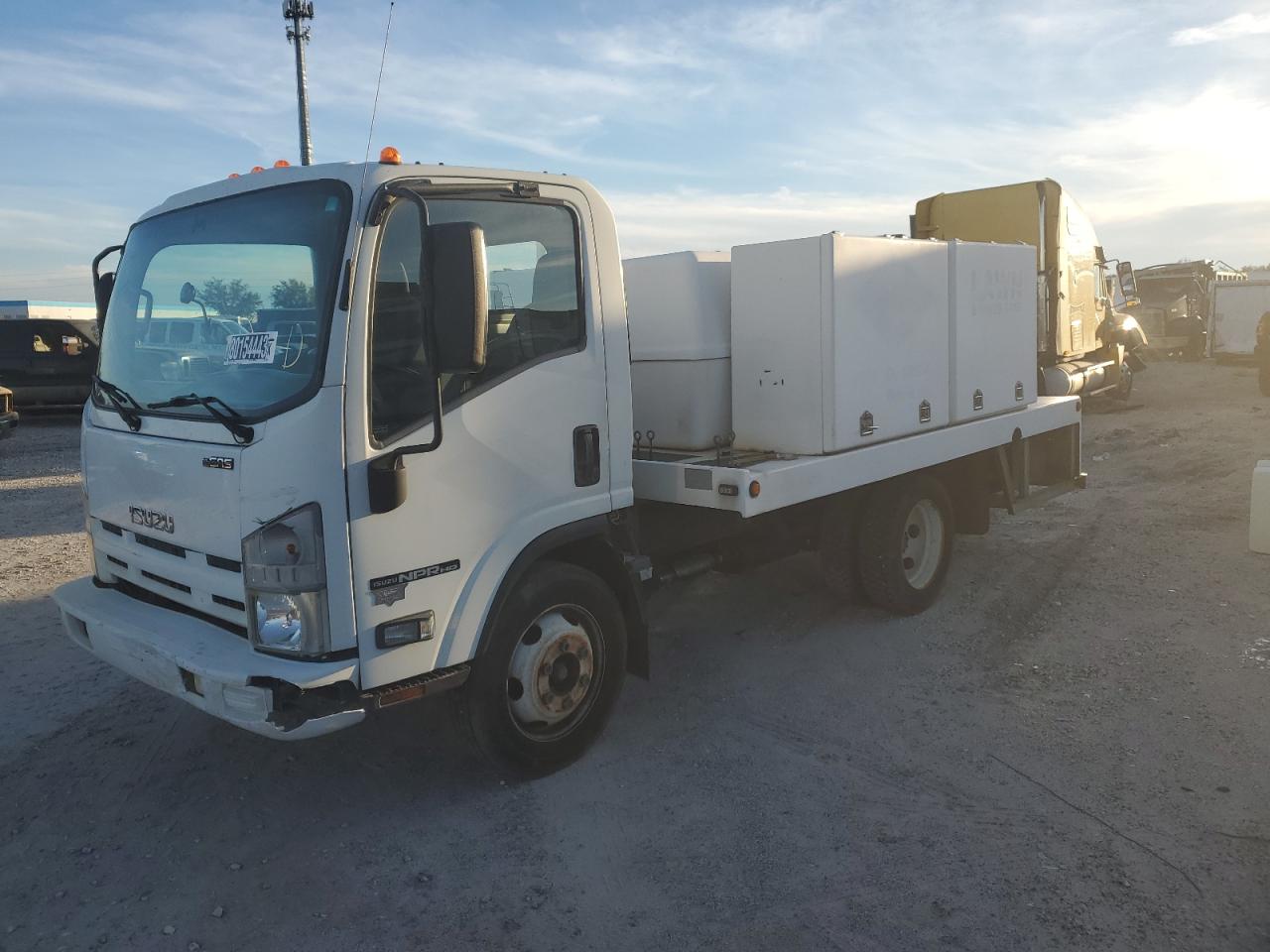 Изображение 1 2015 ISUZU NPR HD  2015 с VIN 54DC4W1B7FS807029