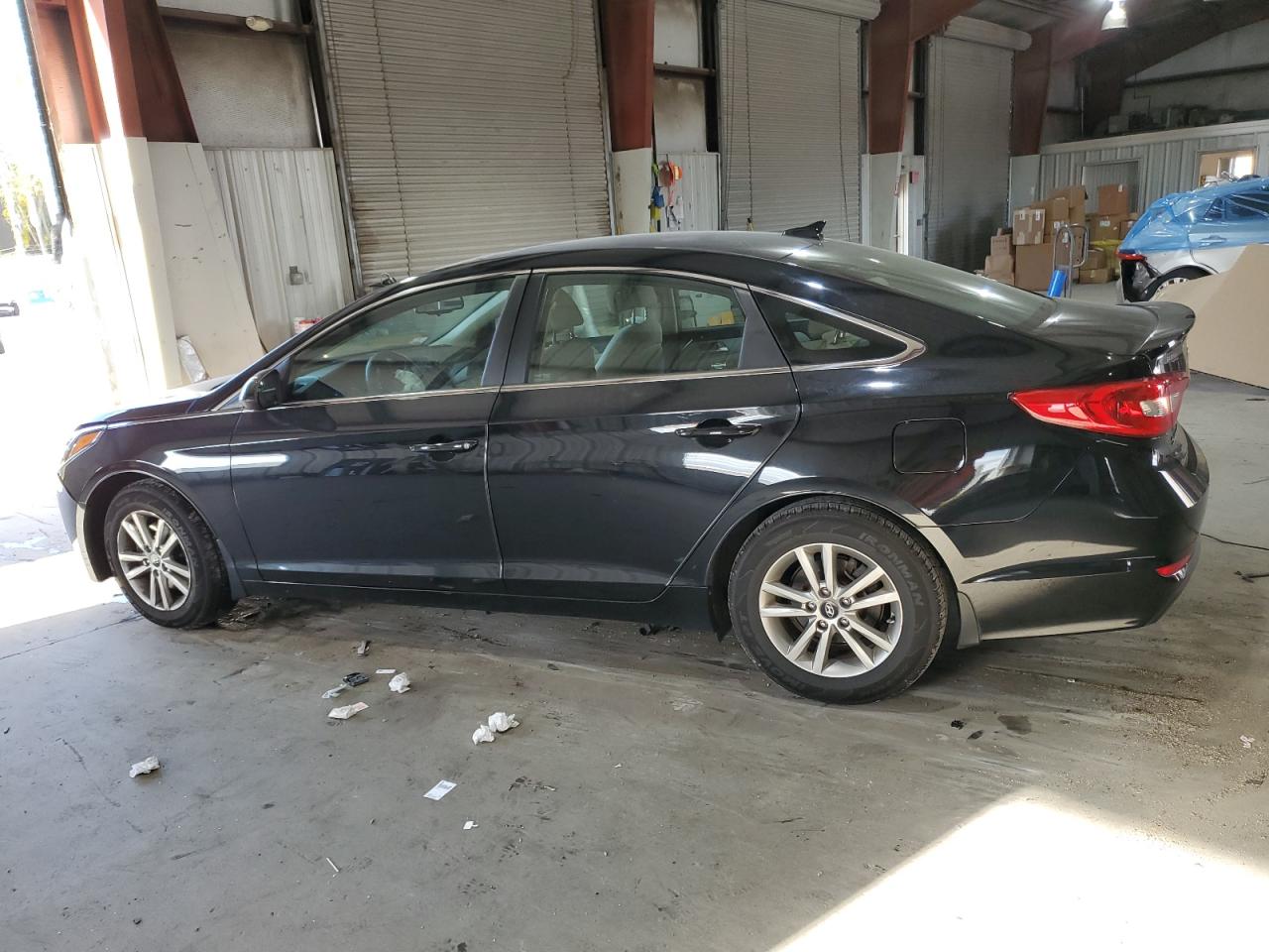 Obraz 2 z 2017 HYUNDAI SONATA SE 2017 z VIN 5NPE24AF4HH455488