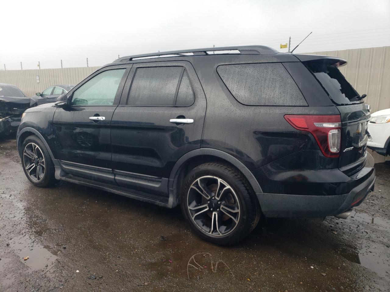 Obraz 2 z 2013 FORD EXPLORER SPORT 2013 z VIN 1FM5K8GT8DGC06190