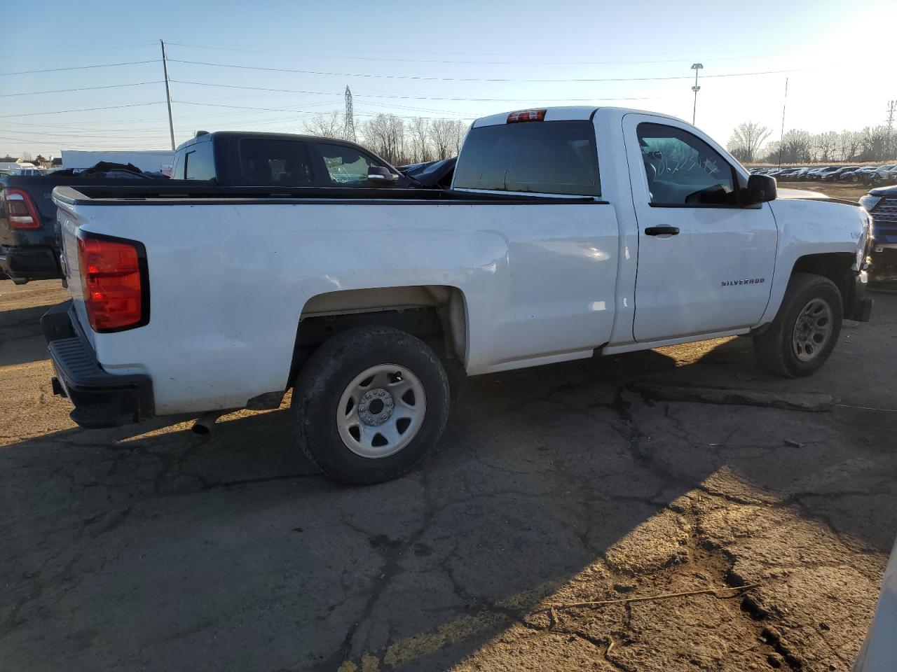 Image 3 of 2016 CHEVROLET SILVERADO C1500 2016 with VIN 1GCNCNEH6GZ129150