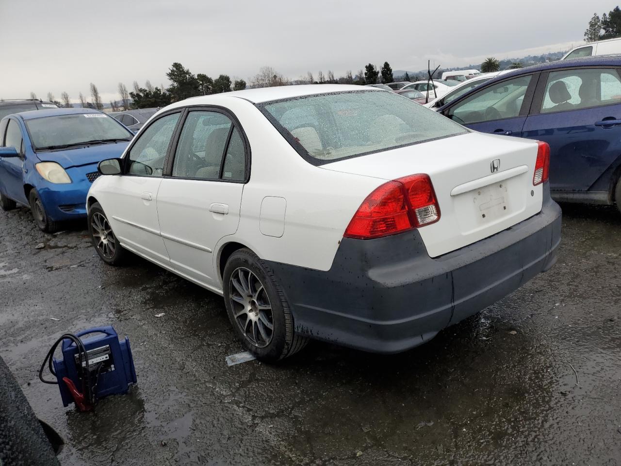 Image 2 of 2005 HONDA CIVIC LX 2005 with VIN 2HGES16655H624785