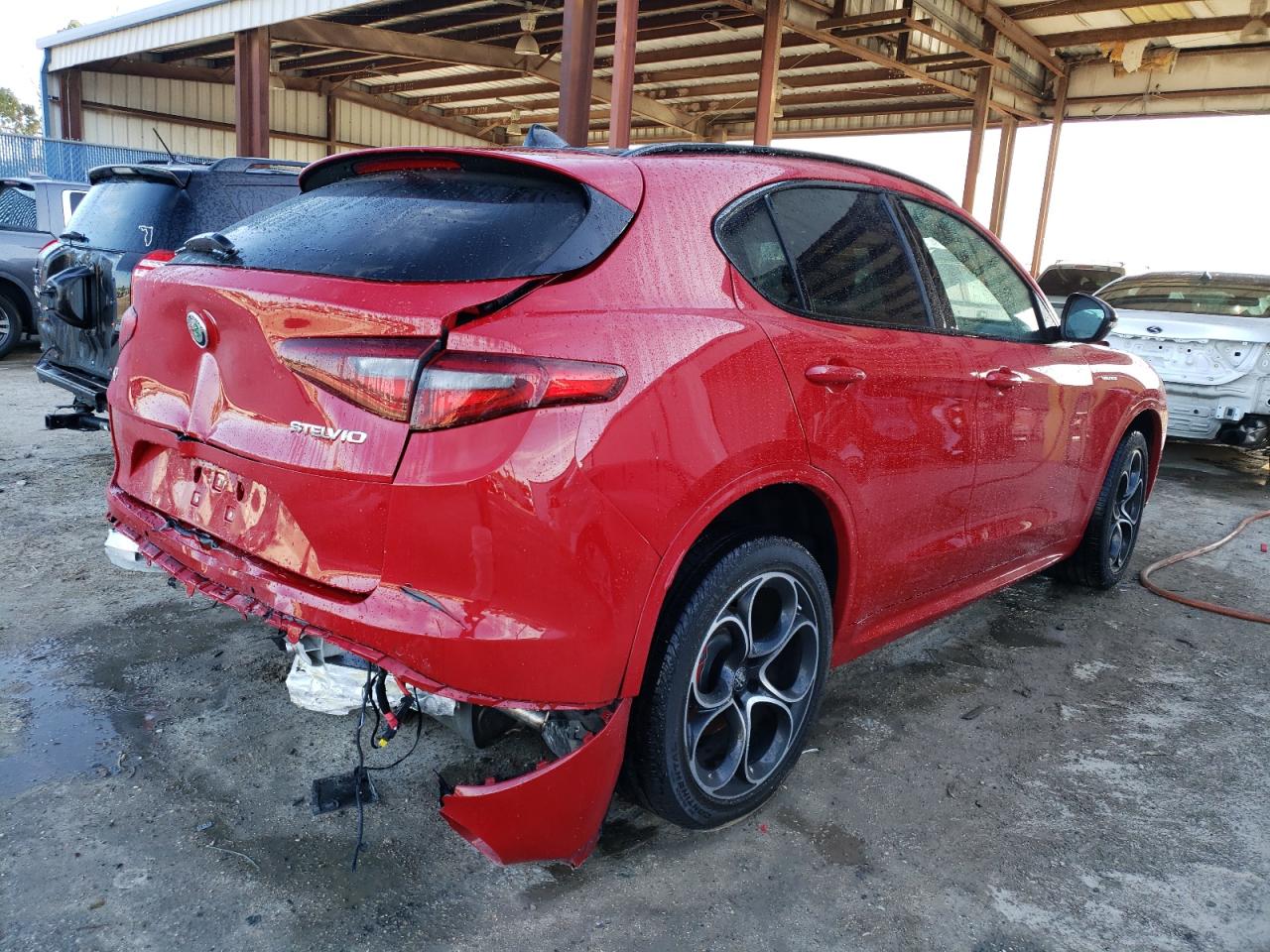 Изображение 3 2022 ALFA ROMEO STELVIO TI 2022 с VIN ZASPAKBNXN7D46630
