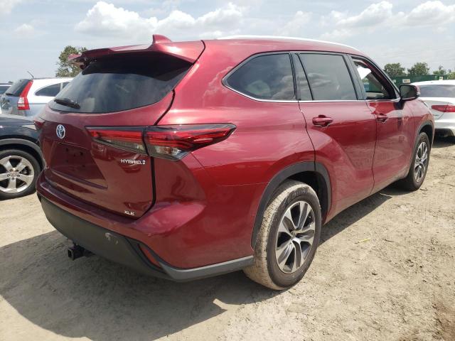 Obraz 3 z 2022 TOYOTA HIGHLANDER HYBRID XLE 2022 z VIN 5TDGARAH4NS510005