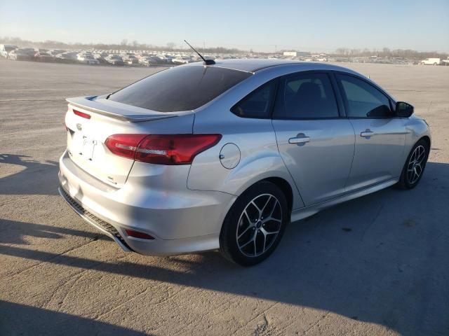 Image 3 of 2016 FORD FOCUS SE 2016 with VIN 1FADP3F25GL360466