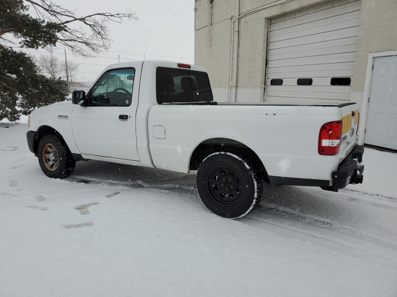 Изображение 2 2010 FORD RANGER  2010 с VIN 1FTKR1AD3APA63883