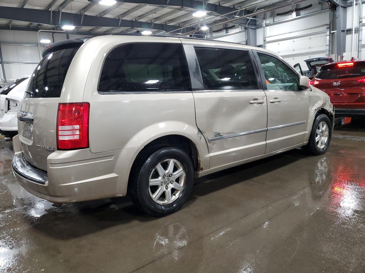 Obraz 3 z 2009 CHRYSLER TOWN & COUNTRY TOURING 2009 z VIN 2A8HR541X9R529301