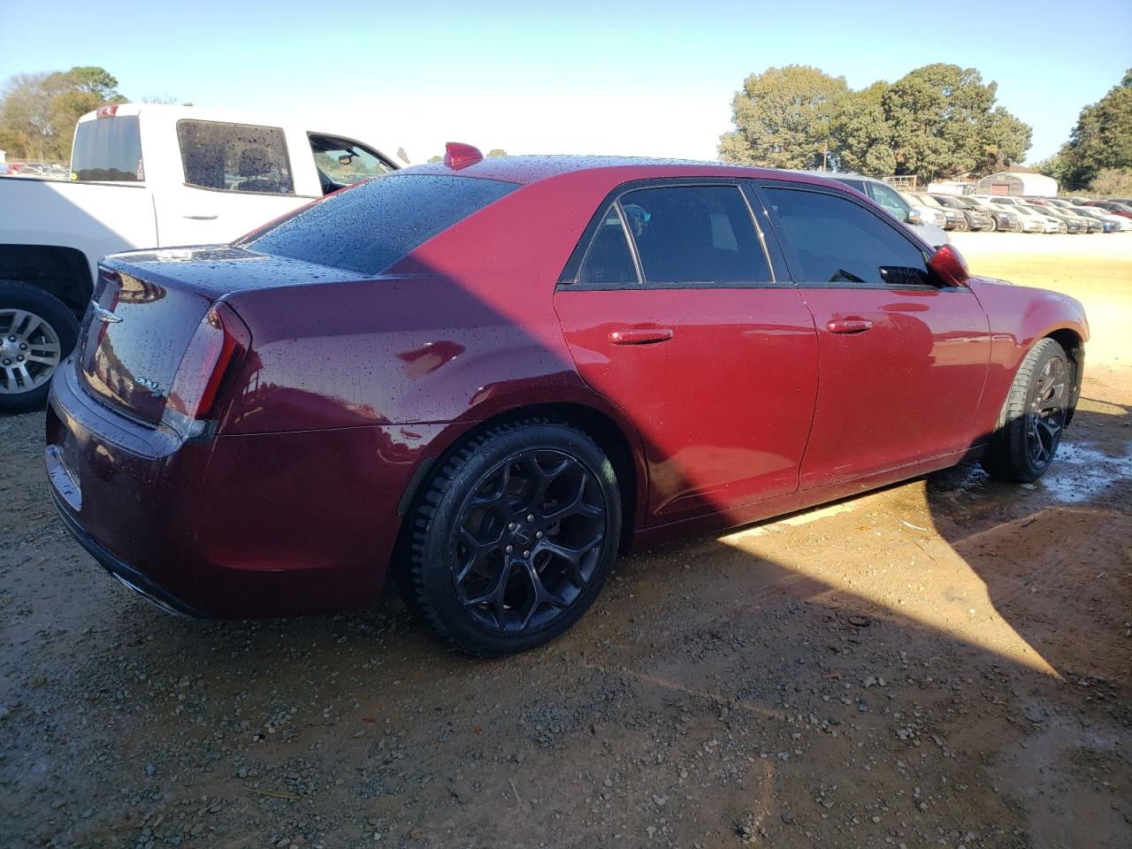 Image 3 of Chrysler 300 S 2019 with VIN 2C3CCABG9KH628582