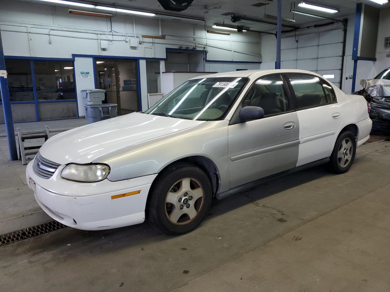 Obraz 1 z 2005 CHEVROLET CLASSIC  2005 z VIN 1G1ND52F25M214683