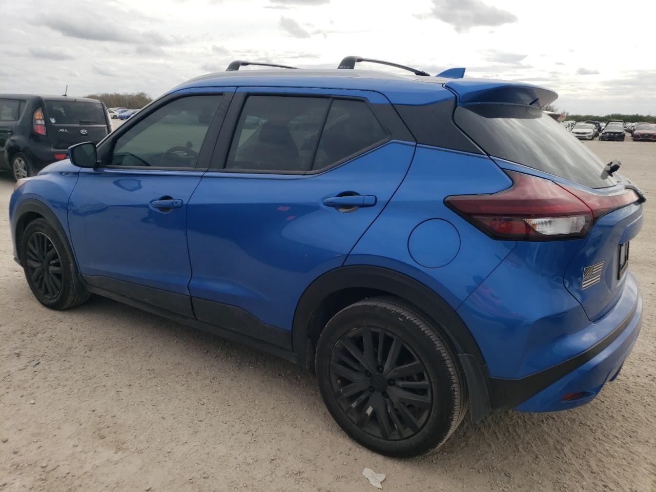 Изображение 2 2023 NISSAN KICKS SV 2023 с VIN 3N1CP5CV2PL474299