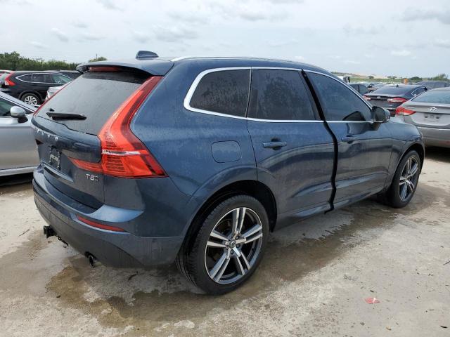 Image 3 of 2018 VOLVO XC60 T5 MOMENTUM 2018 with VIN YV4102RK1J1003521
