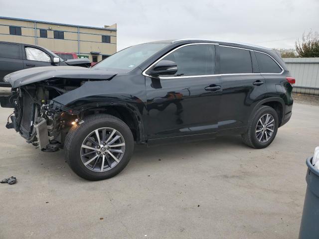 2017 TOYOTA HIGHLANDER SE 2017 image