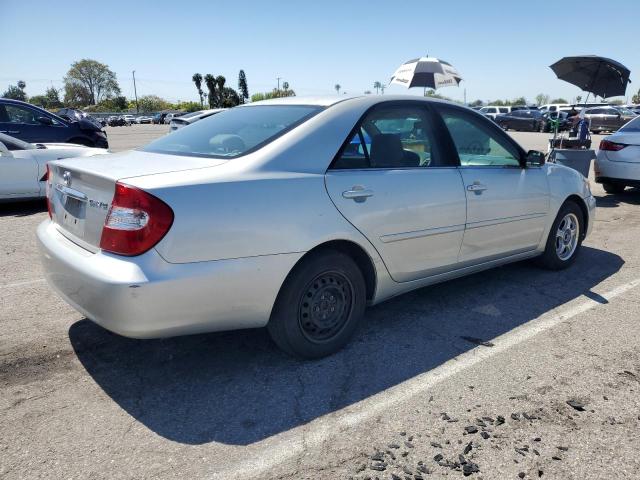 Image 3 of 2004 TOYOTA CAMRY LE 2004 with VIN 4T1BE32K74U852317
