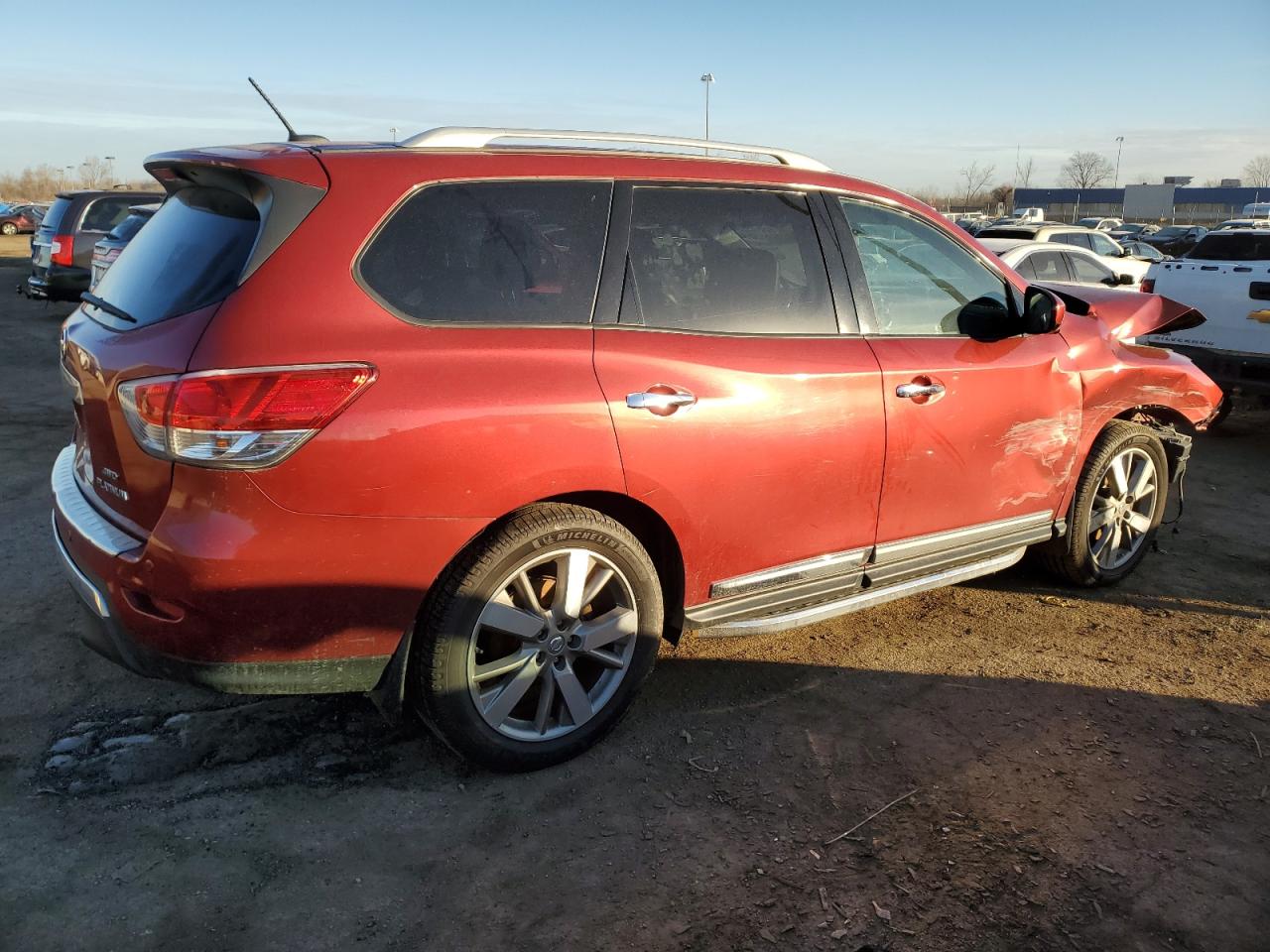 Obraz 3 z 2014 NISSAN PATHFINDER S 2014 z VIN 5N1AR2MM2EC625665